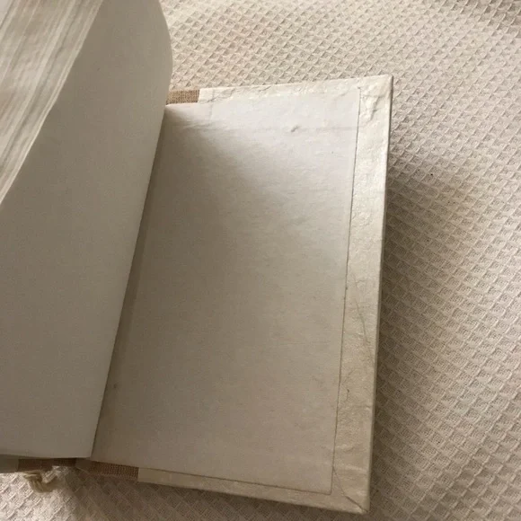 Handmade Pressed Flowers Journal - Picture 5 of 7